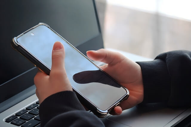 WEB申込みとグループ入校で賢く節約する方法