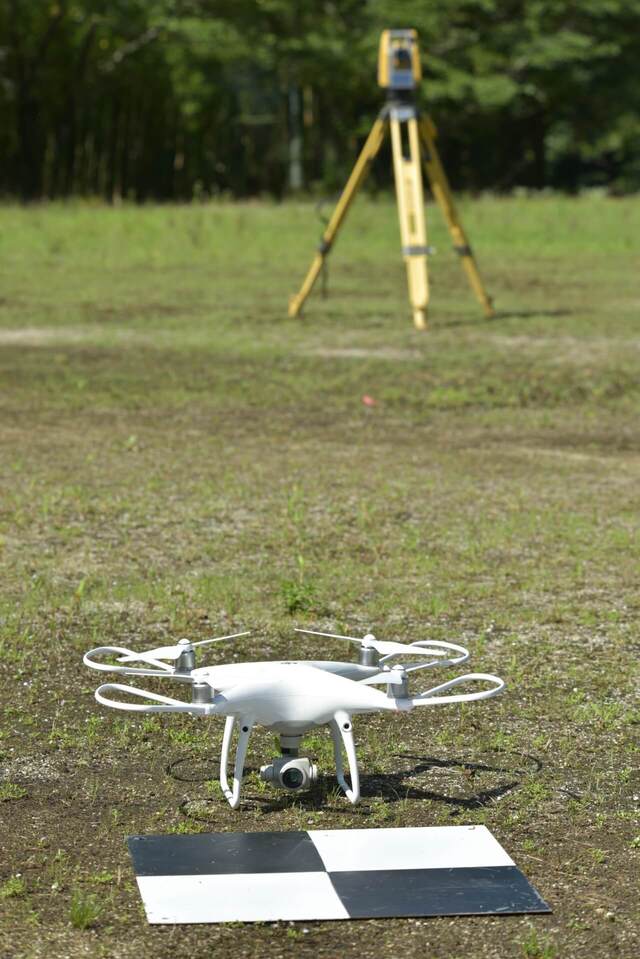 作業時間短縮とコスト削減につながるドローン活用の効率化事例